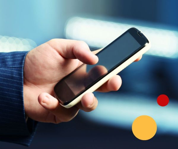 Digitalni pomočnik in tečaj uporabe pametnega telefona v novem letu